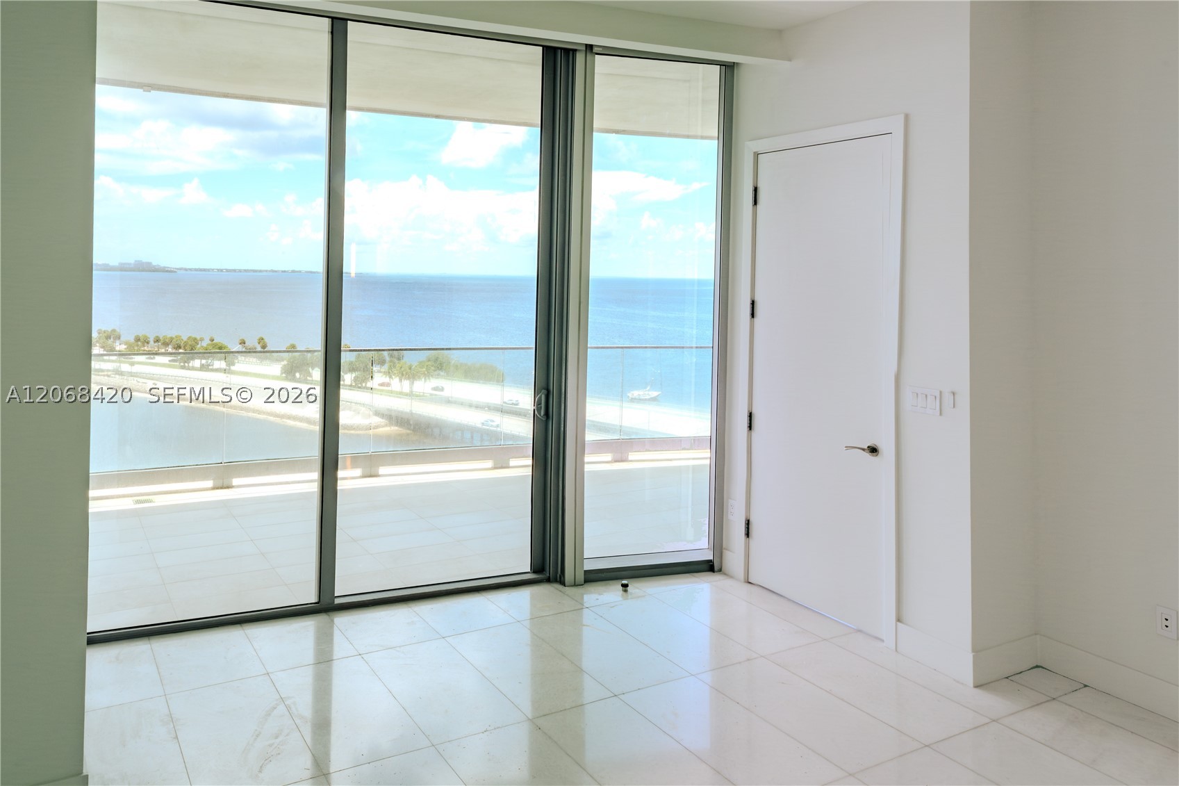 175 SE 25th Rd #1002, Miami FL 33129