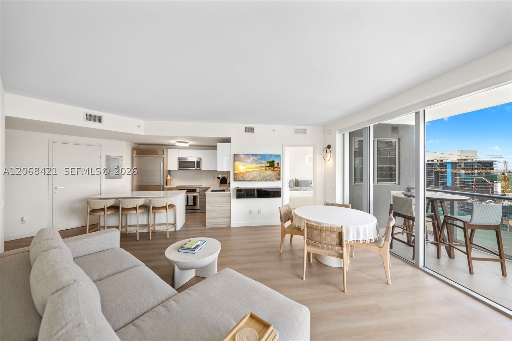 1300 Brickell Bay Dr #3501, Miami FL 33131