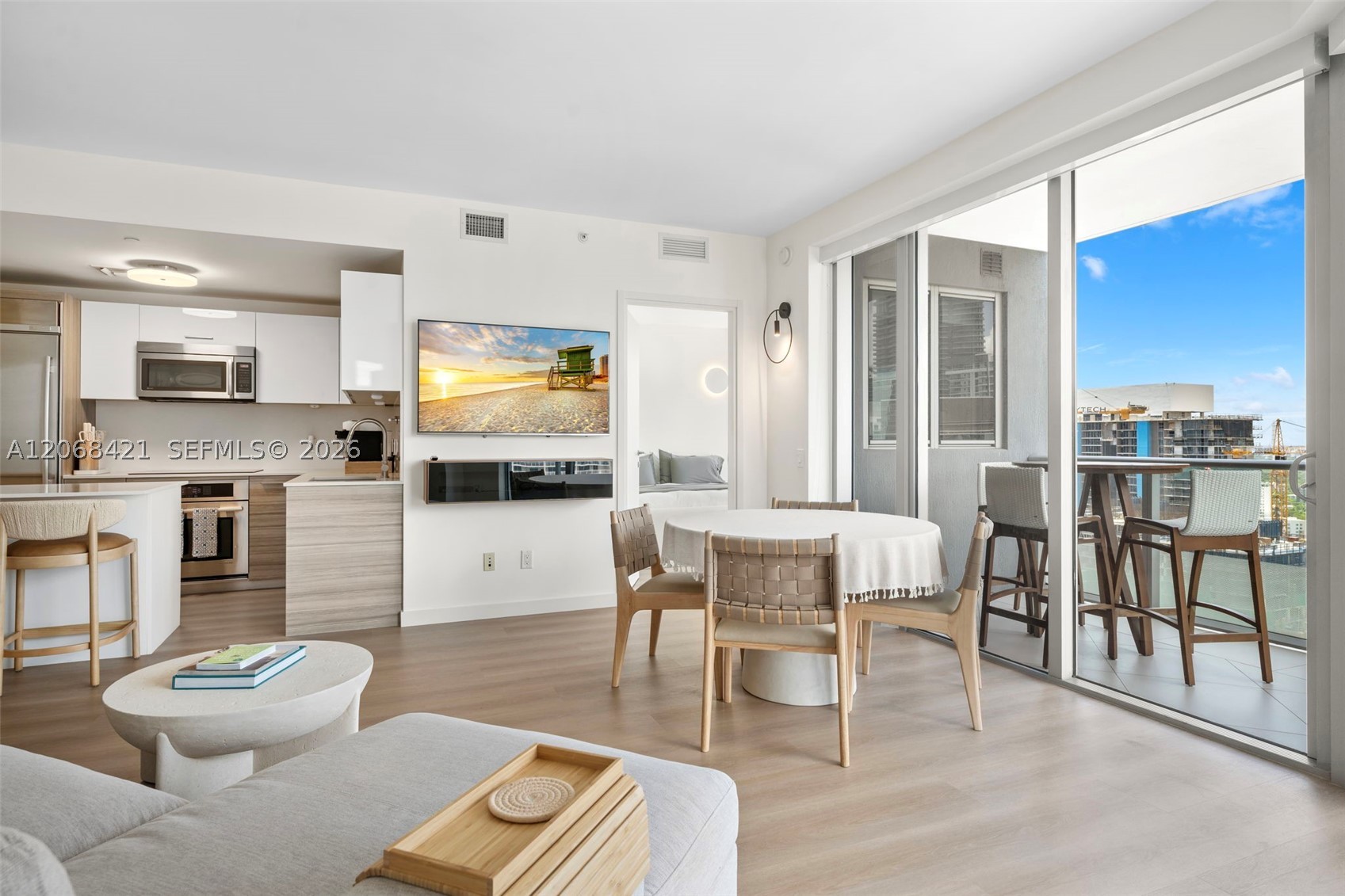 1300 Brickell Bay Dr #3501, Miami FL 33131