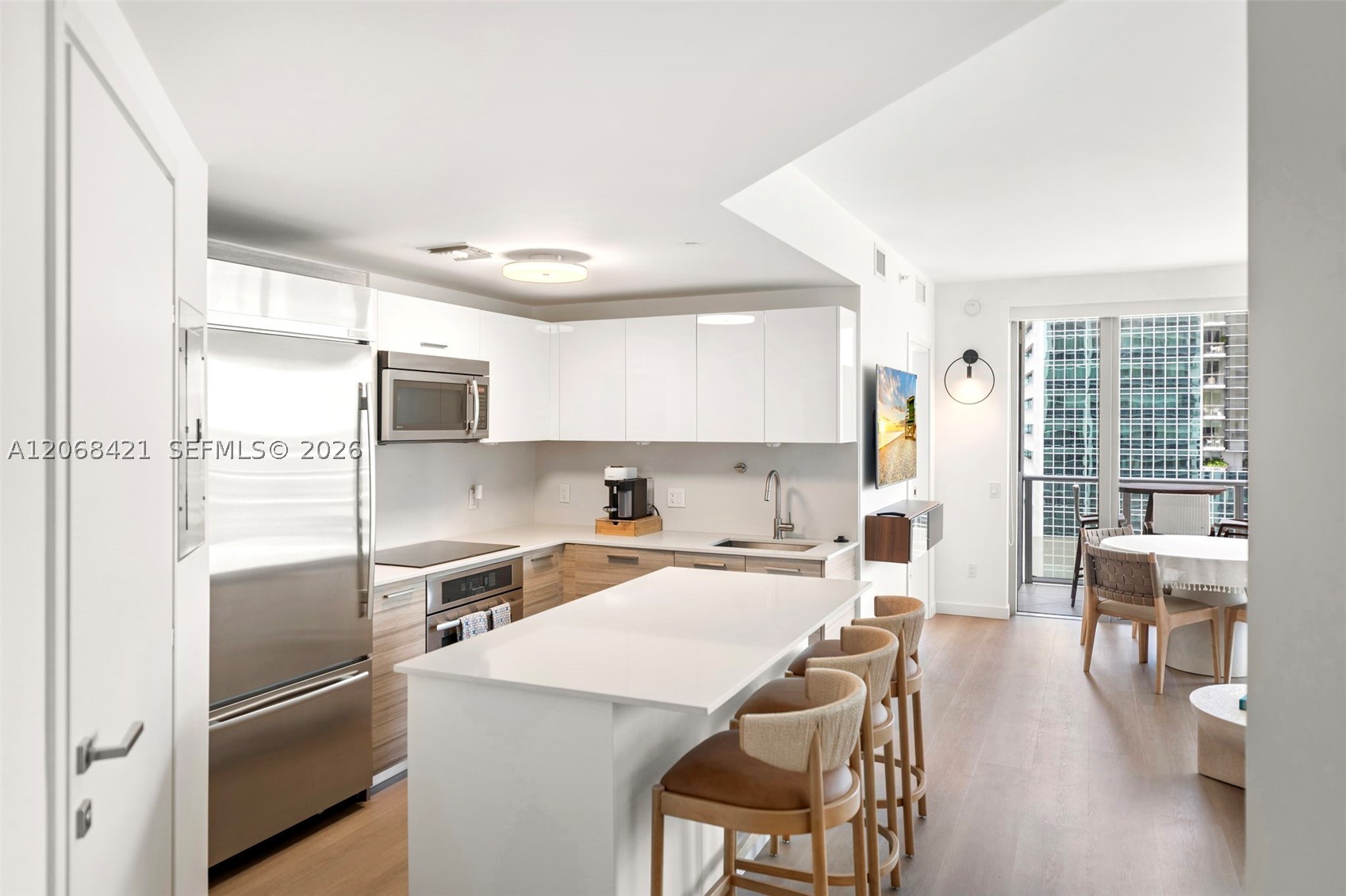 1300 Brickell Bay Dr #3501, Miami FL 33131