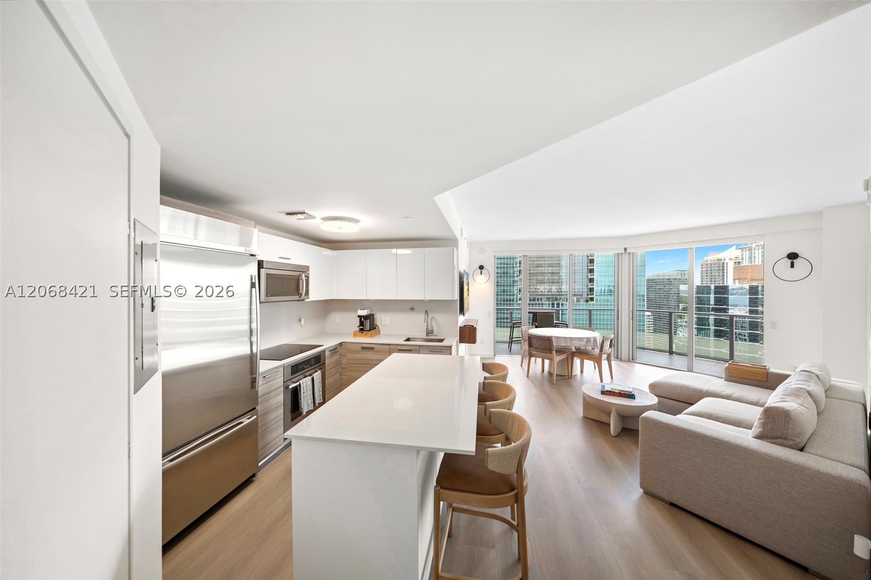 1300 Brickell Bay Dr #3501, Miami FL 33131