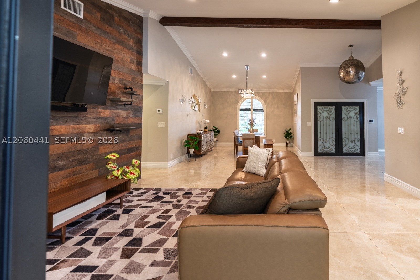 15600 NW 82nd Ct, Miami Lakes FL 33016