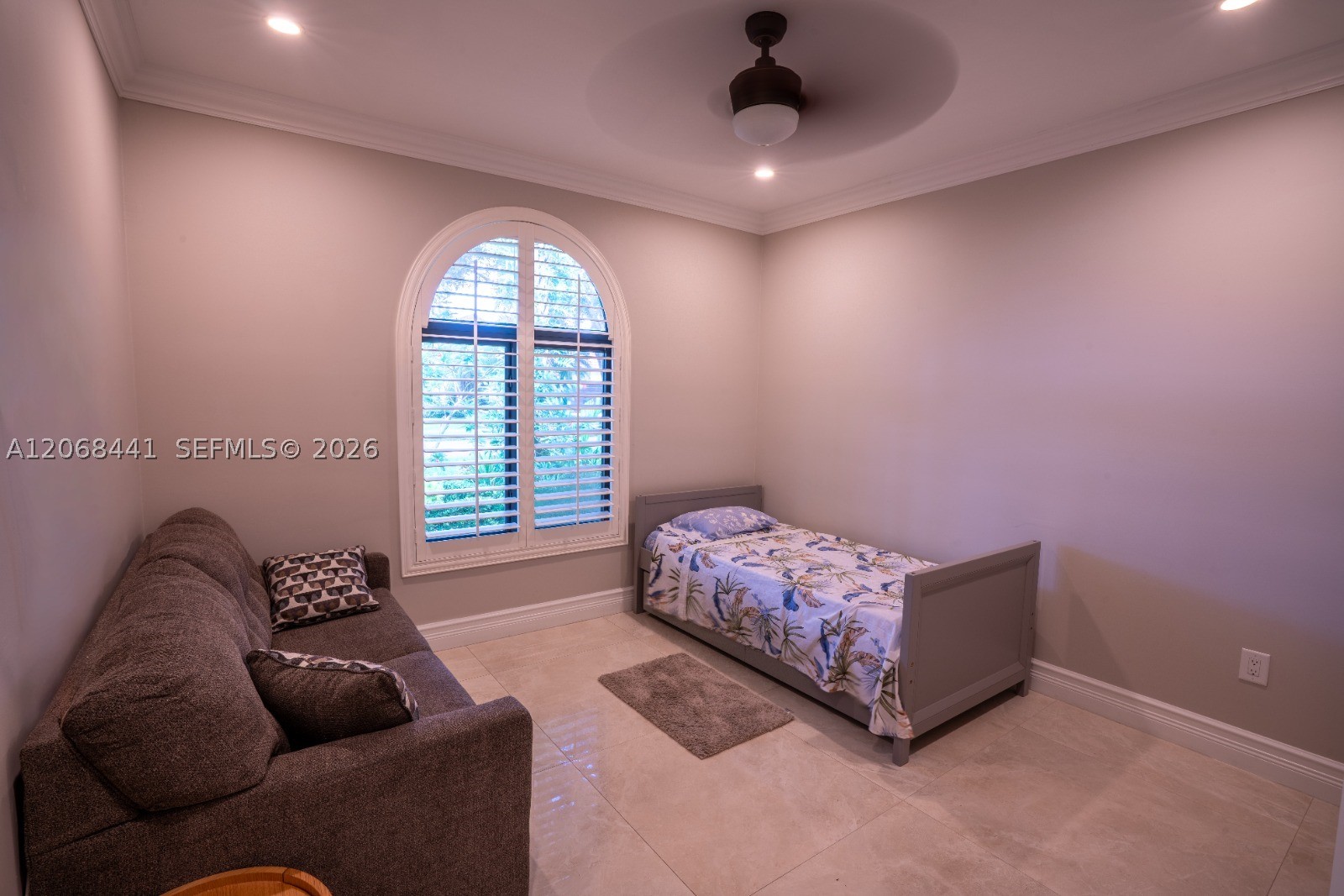 15600 NW 82nd Ct, Miami Lakes FL 33016