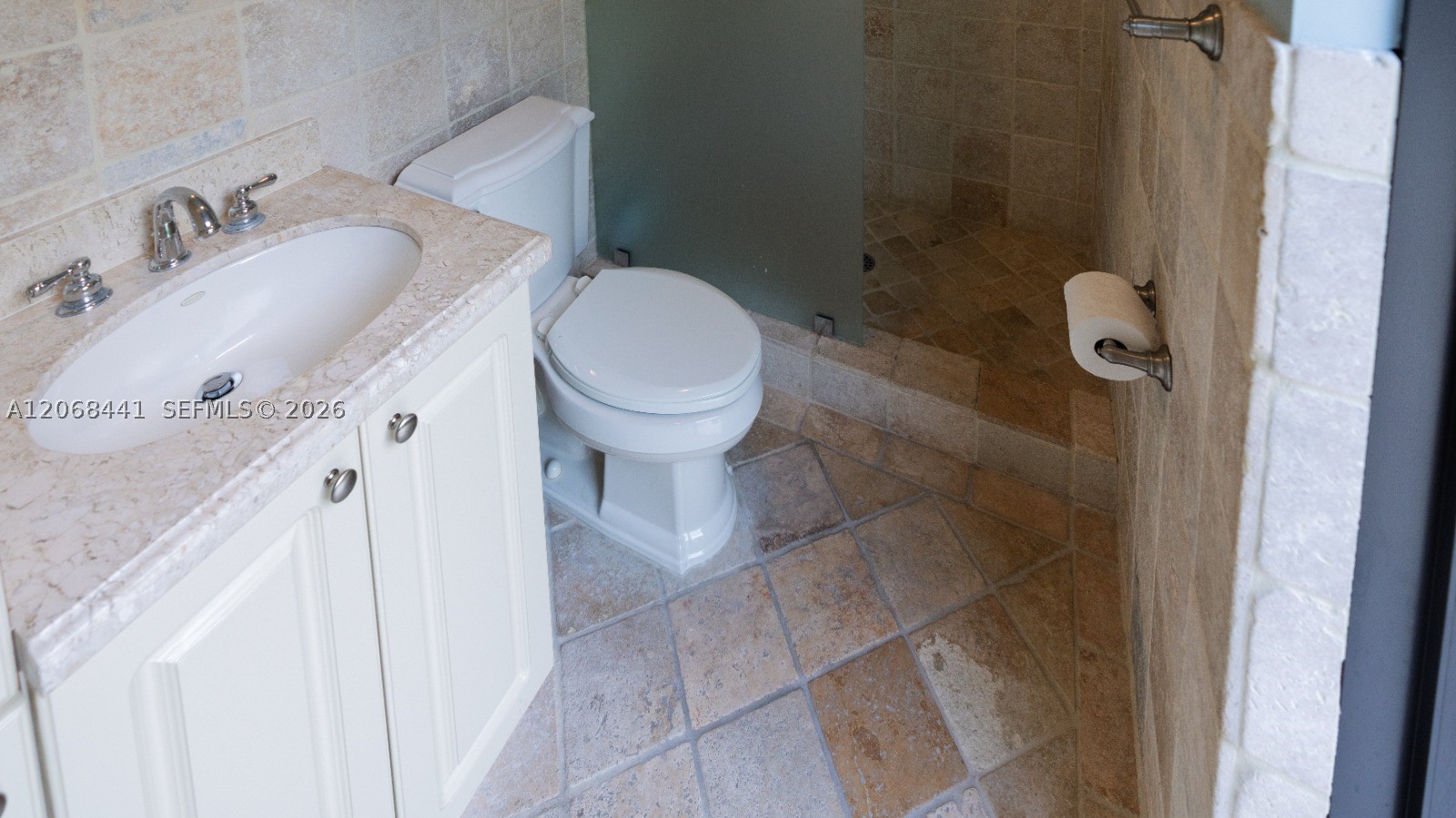 15600 NW 82nd Ct, Miami Lakes FL 33016