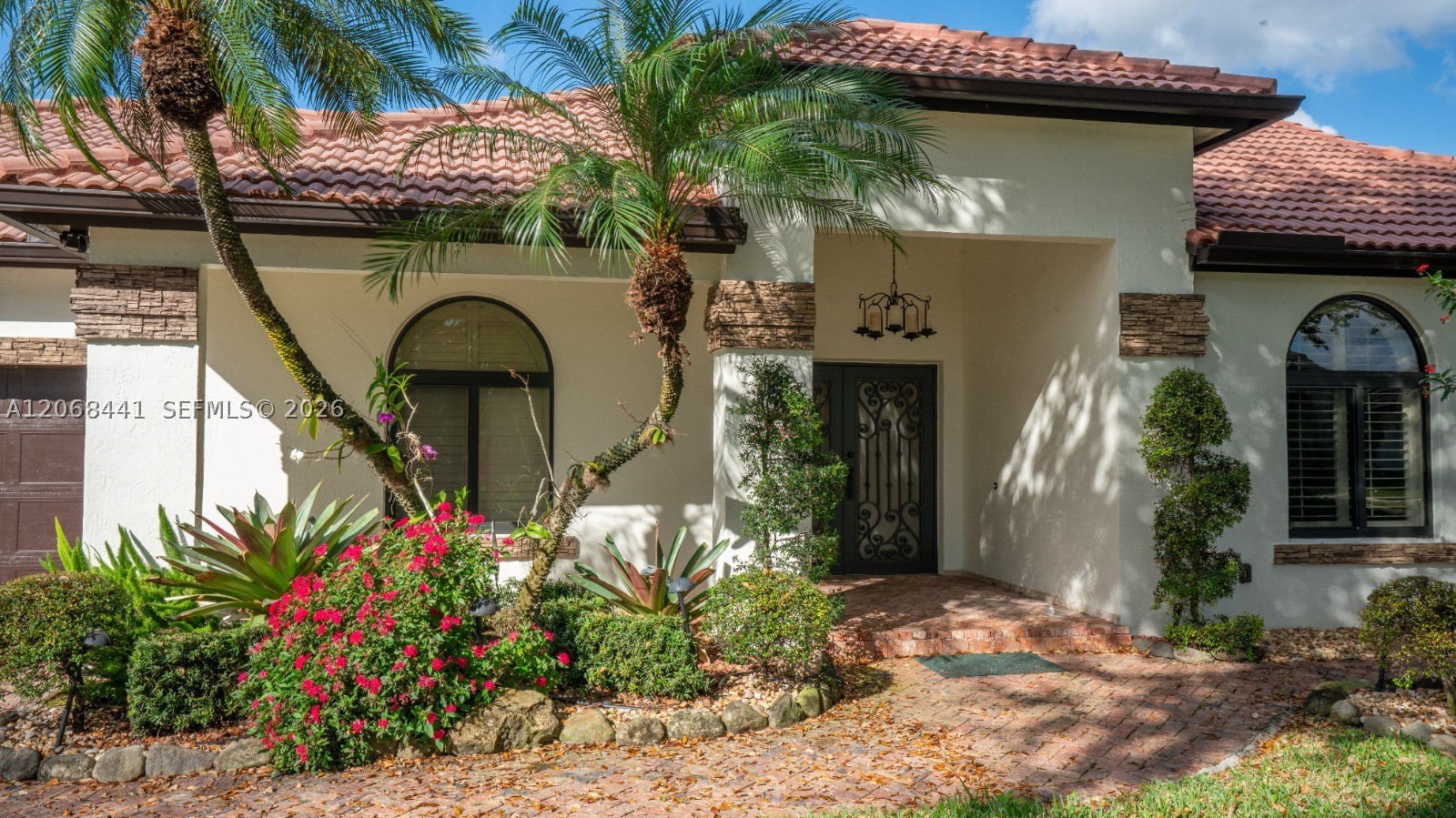 15600 NW 82nd Ct, Miami Lakes FL 33016