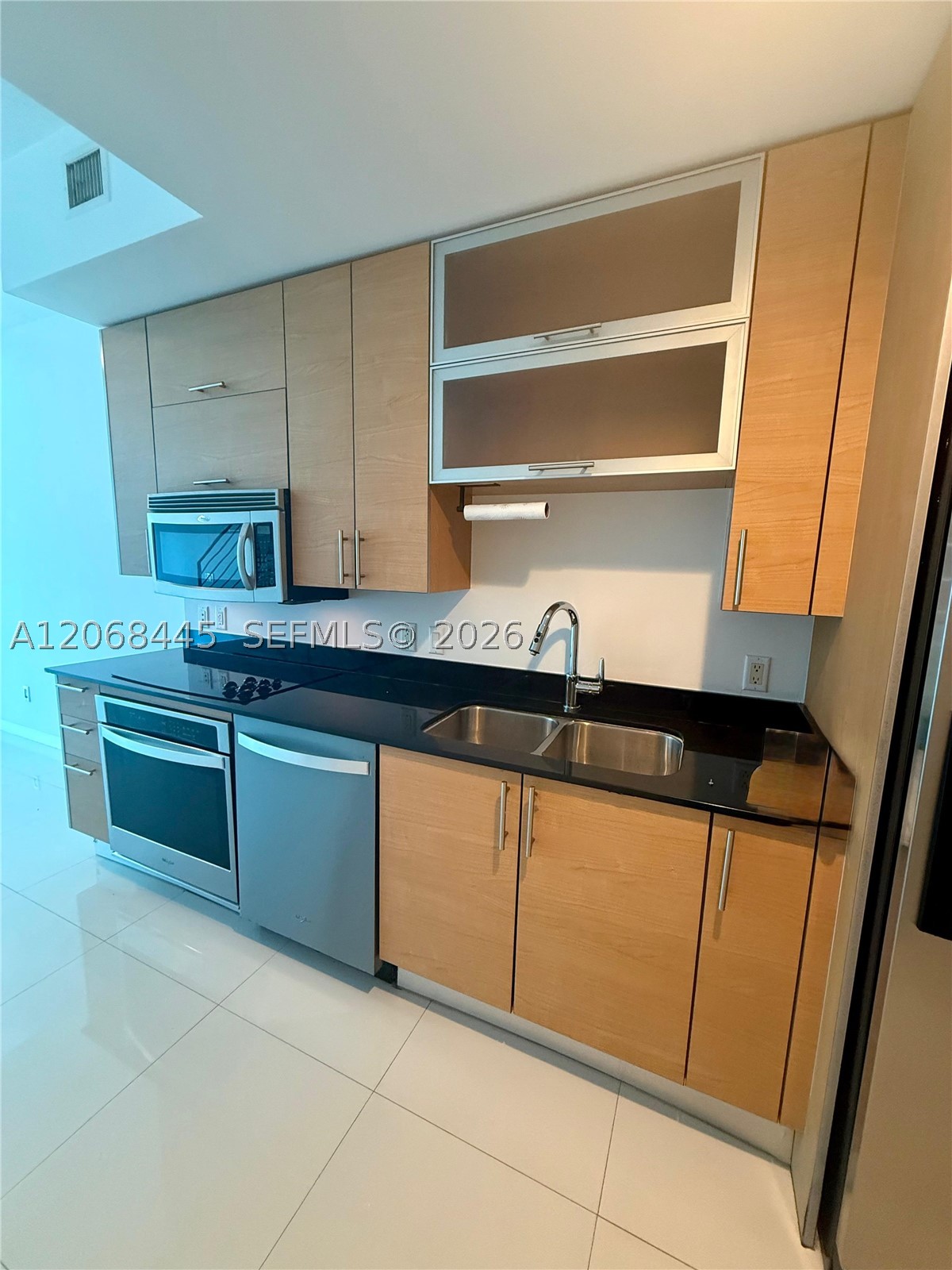 60 SW 13th St #1618, Miami FL 33130