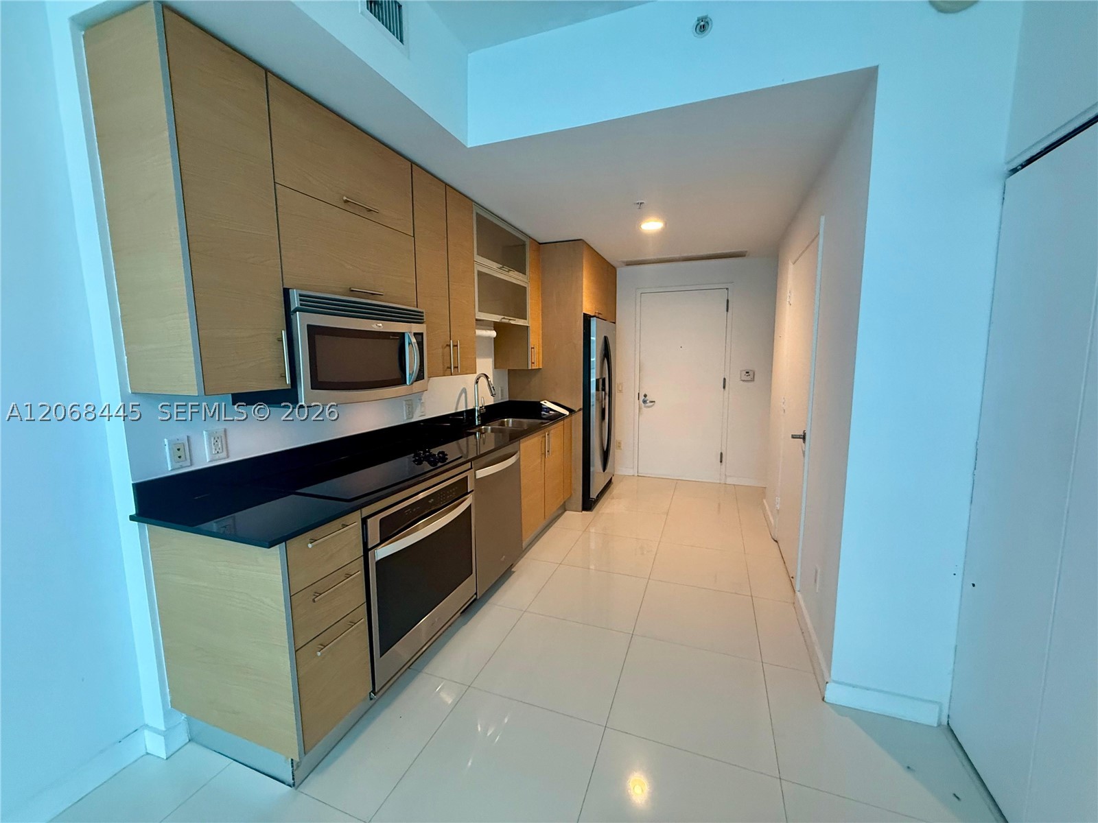 60 SW 13th St #1618, Miami FL 33130
