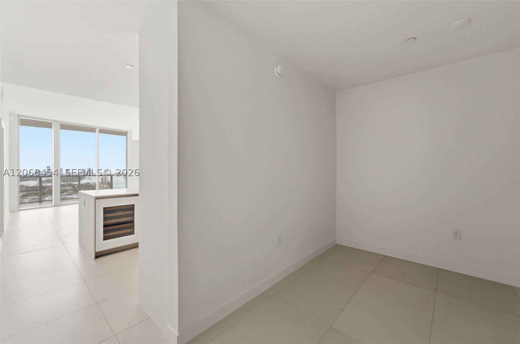 1400 Biscayne Blvd. #3004, Miami FL 33132