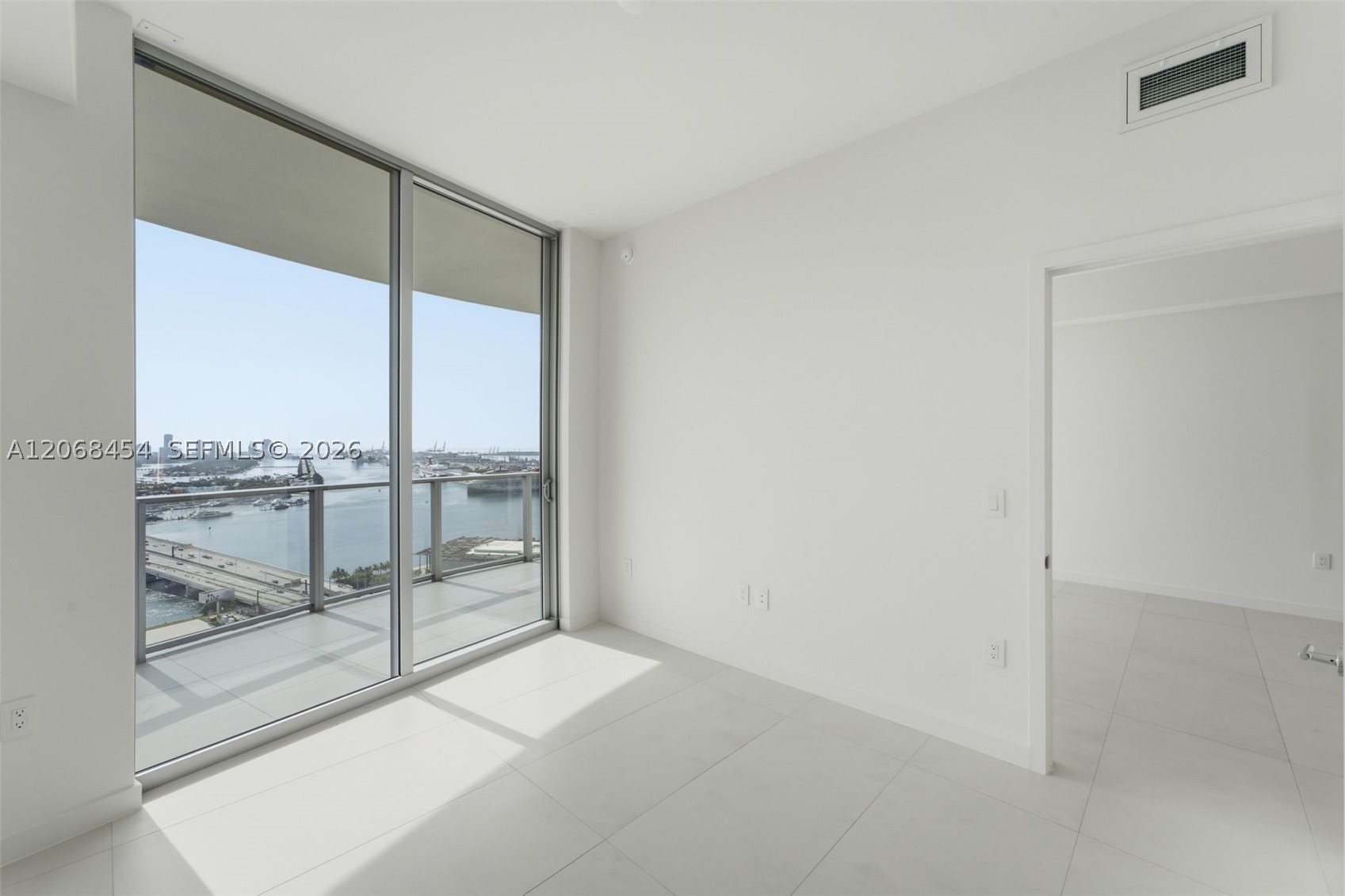 1400 Biscayne Blvd. #3004, Miami FL 33132