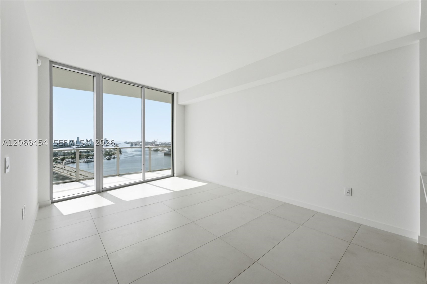 1400 Biscayne Blvd. #3004, Miami FL 33132
