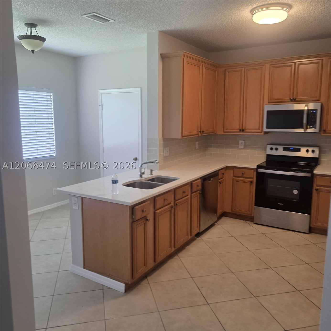 4730 Lago Vista Dr, Coconut Creek FL 33073
