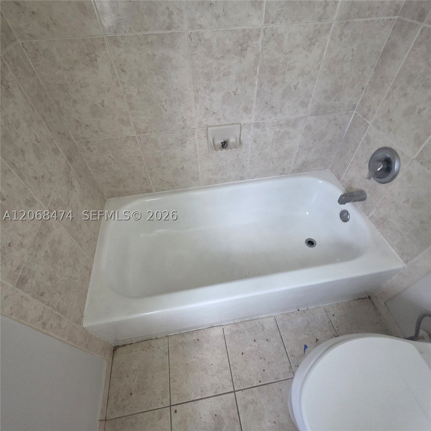 4730 Lago Vista Dr, Coconut Creek FL 33073