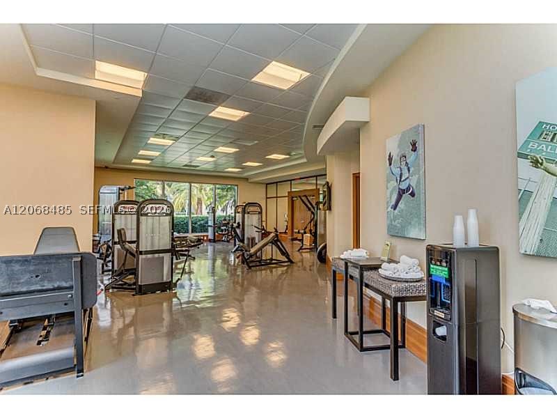 1060 Brickell Ave #1413, Miami FL 33131
