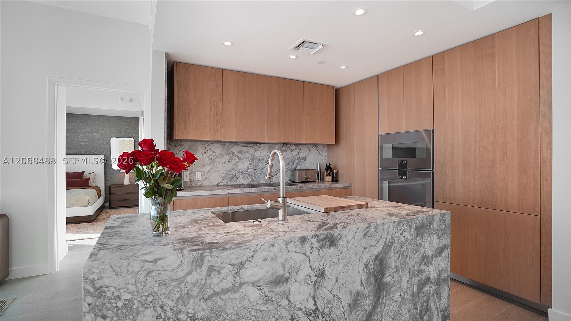 500 Alton Rd #3605, Miami Beach FL 33139