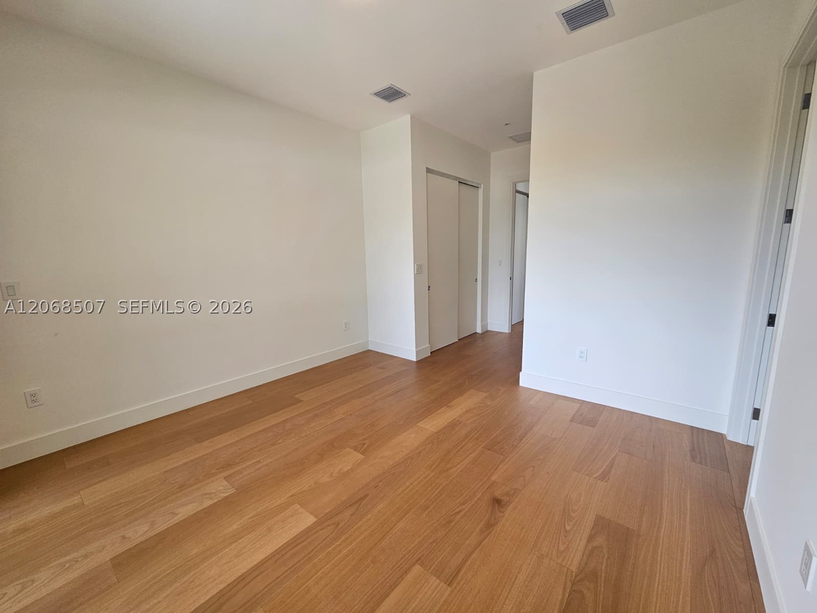 2927 SW 36th Ave, Miami FL 33133