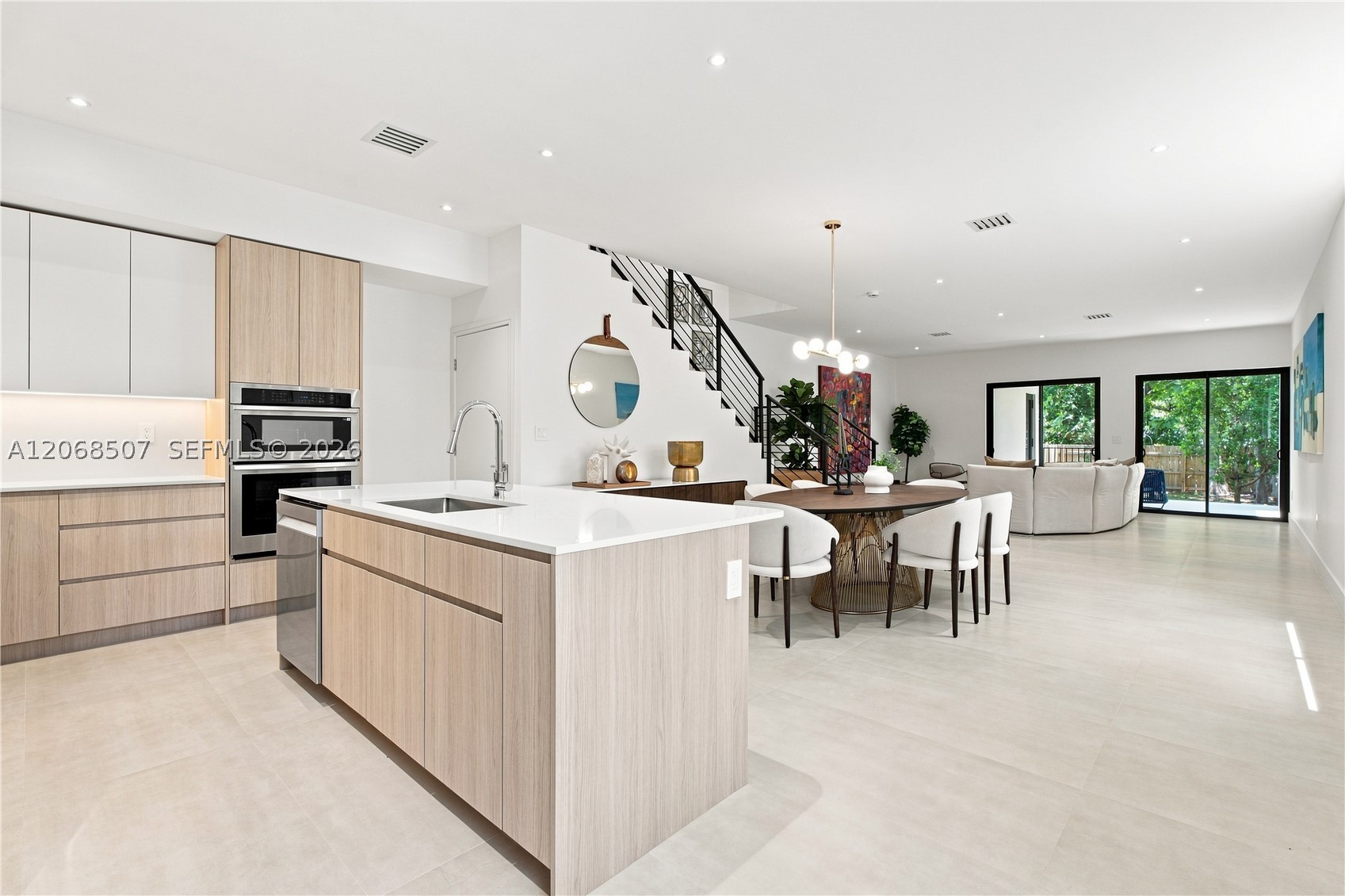 2927 SW 36th Ave, Miami FL 33133
