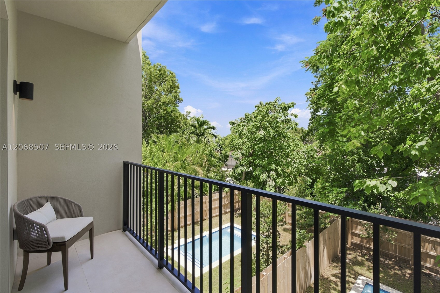 2927 SW 36th Ave, Miami FL 33133