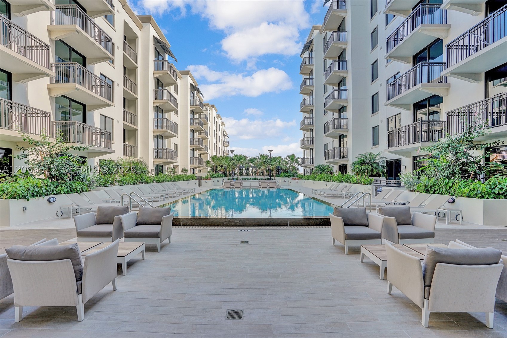 301 Altara Ave #UPH1005, Coral Gables FL 33146