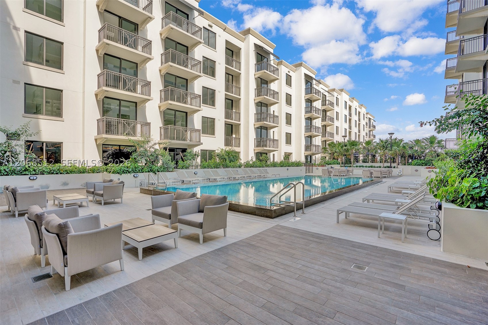 301 Altara Ave #UPH1005, Coral Gables FL 33146