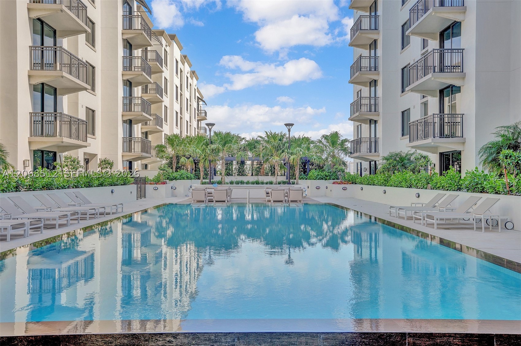 301 Altara Ave #UPH1005, Coral Gables FL 33146