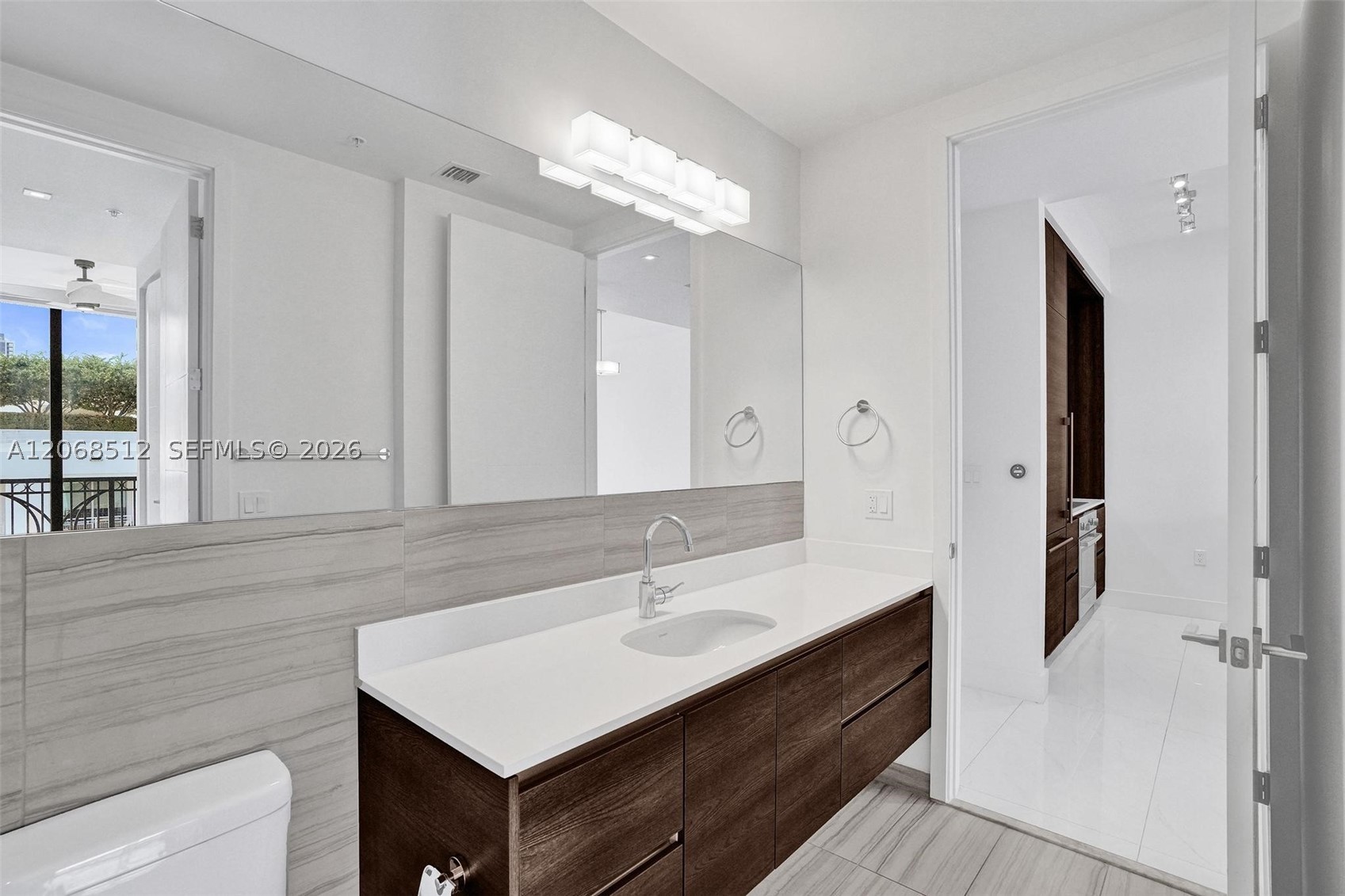 301 Altara Ave #UPH1005, Coral Gables FL 33146