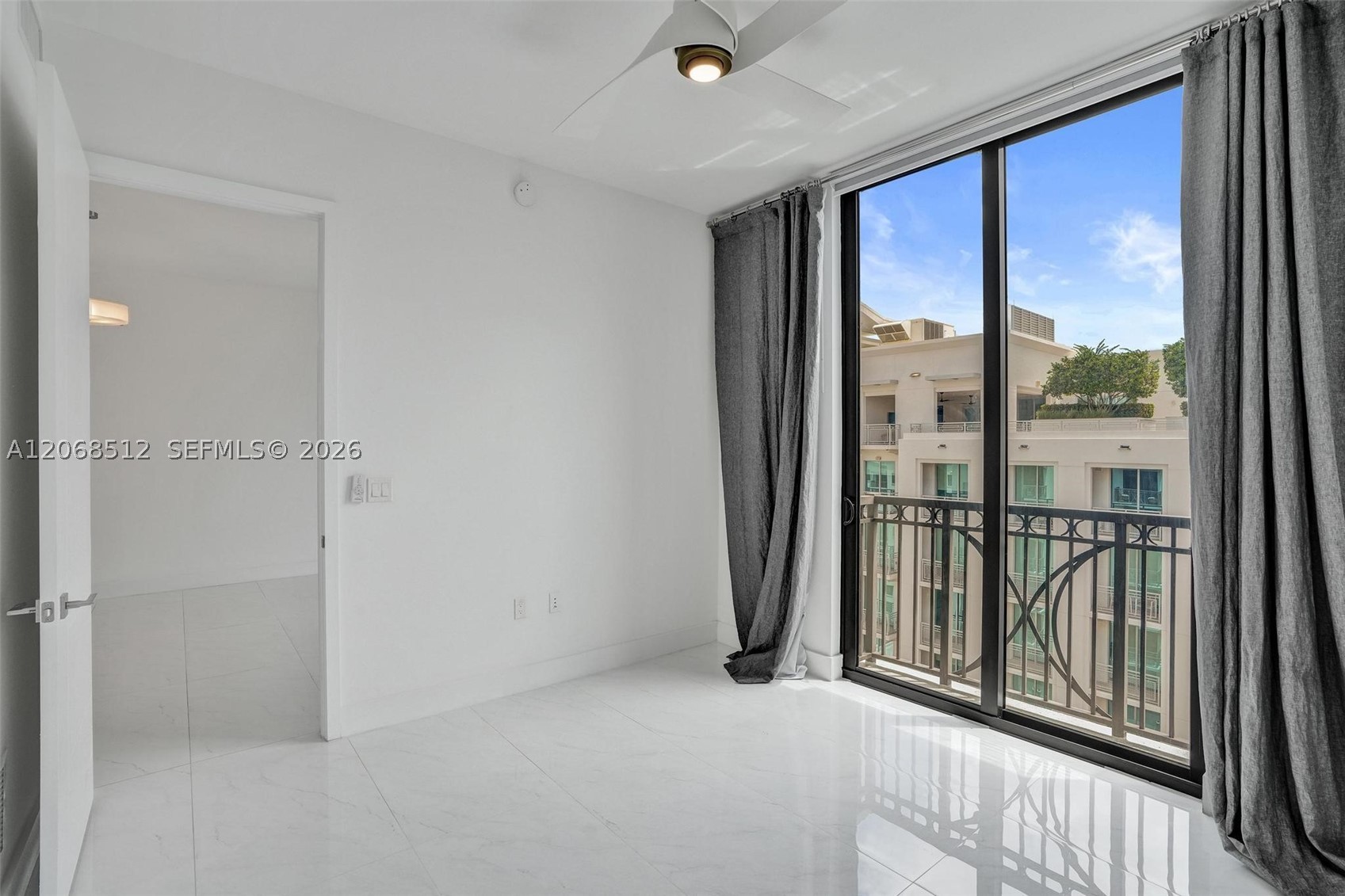 301 Altara Ave #UPH1005, Coral Gables FL 33146