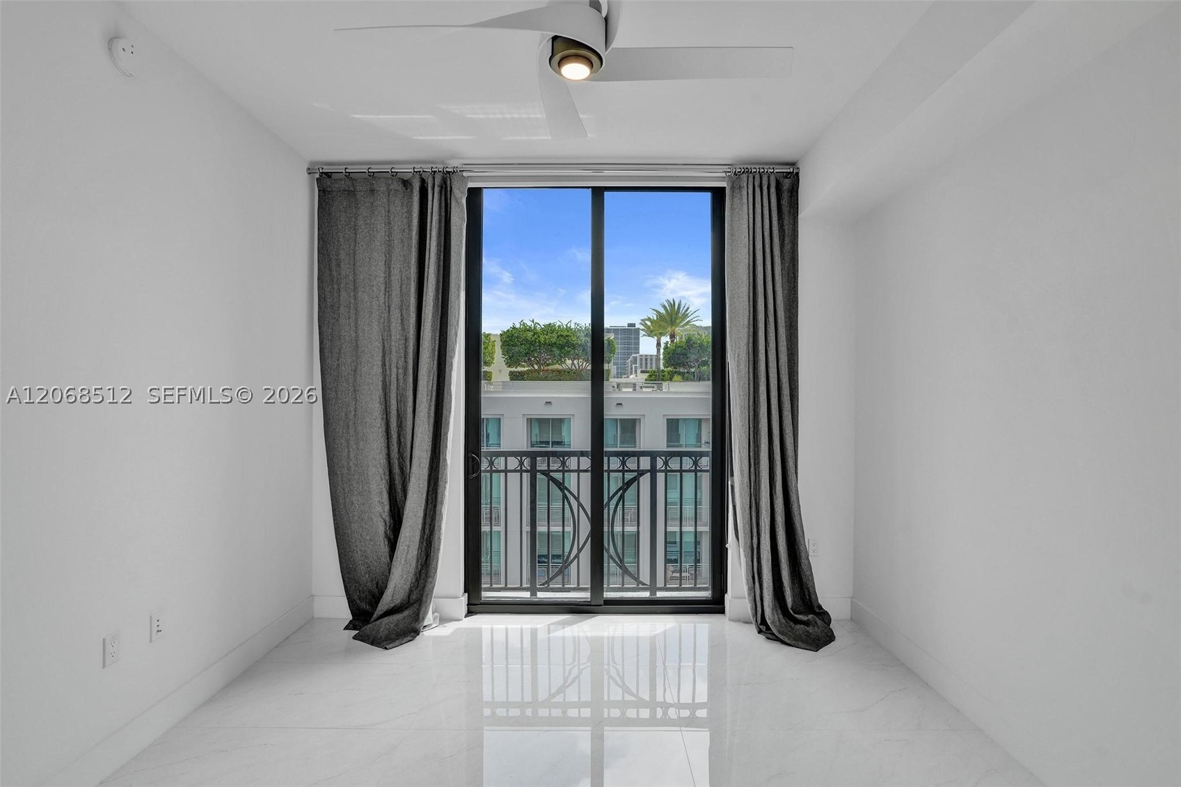 301 Altara Ave #UPH1005, Coral Gables FL 33146