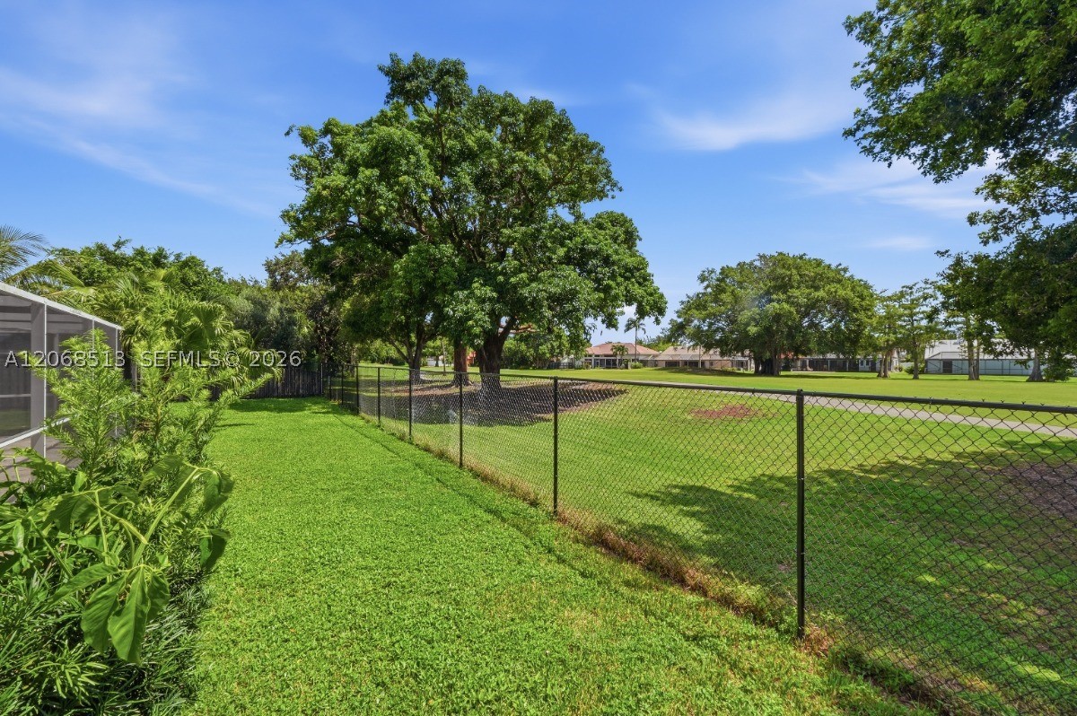 7300 Corkwood Ter, Tamarac FL 33321