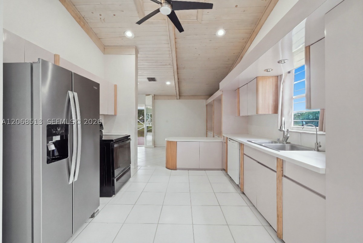 7300 Corkwood Ter, Tamarac FL 33321