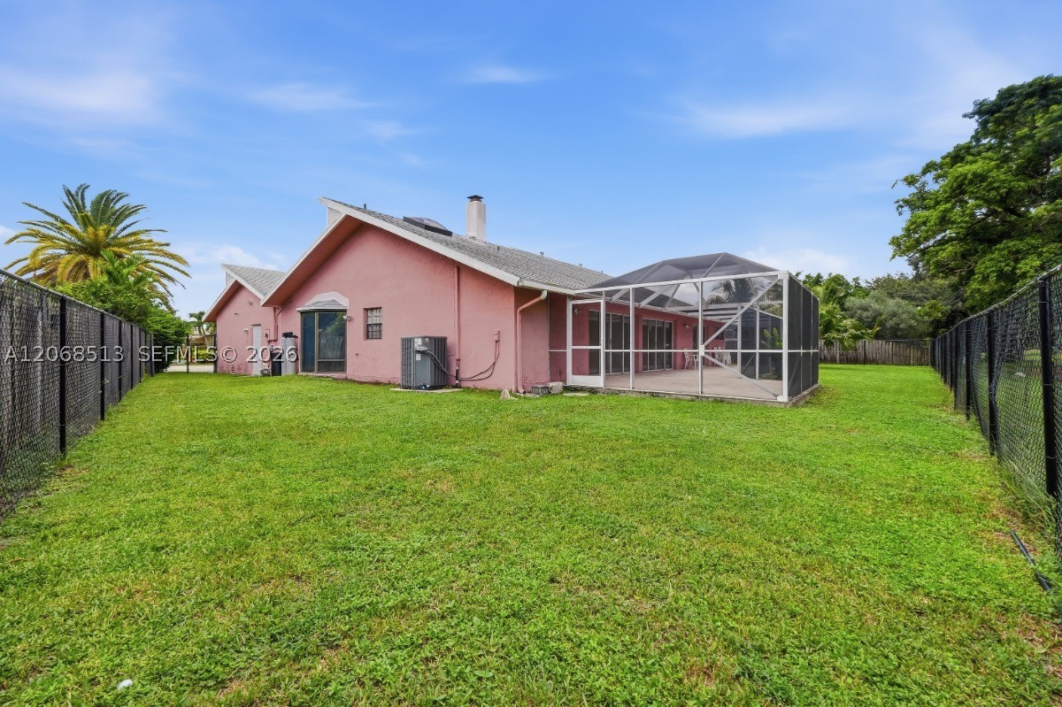 7300 Corkwood Ter, Tamarac FL 33321