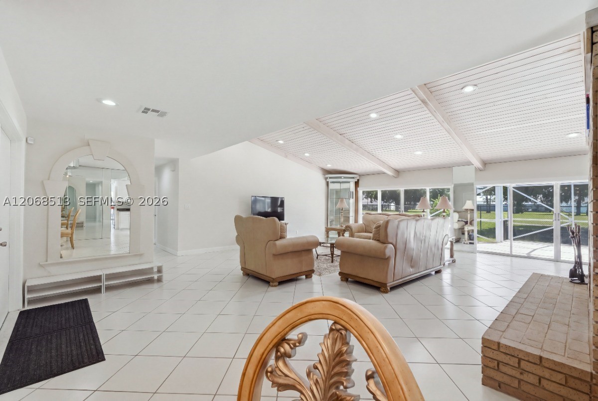 7300 Corkwood Ter, Tamarac FL 33321