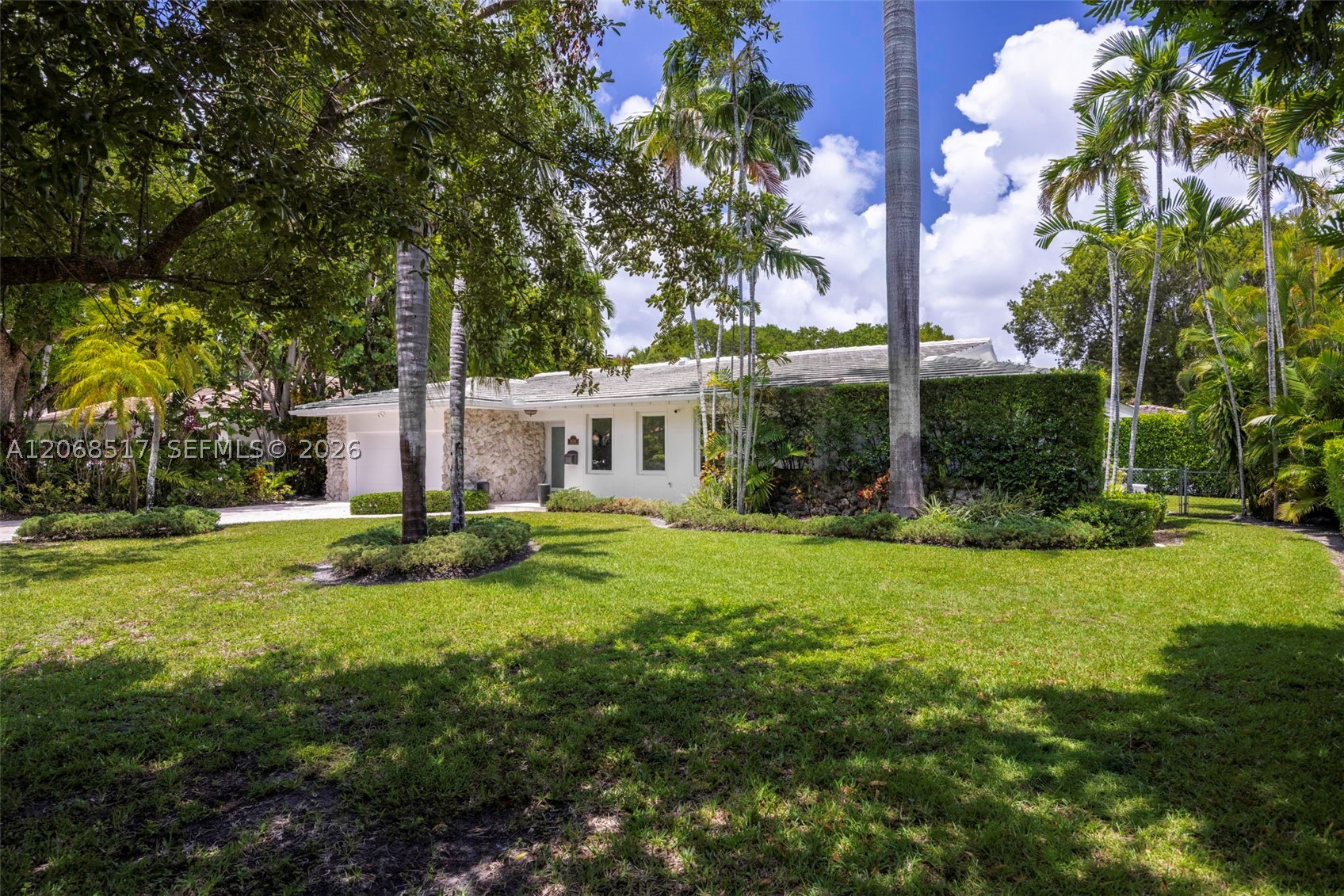 1121 Hardee Rd #1121, Coral Gables FL 33146