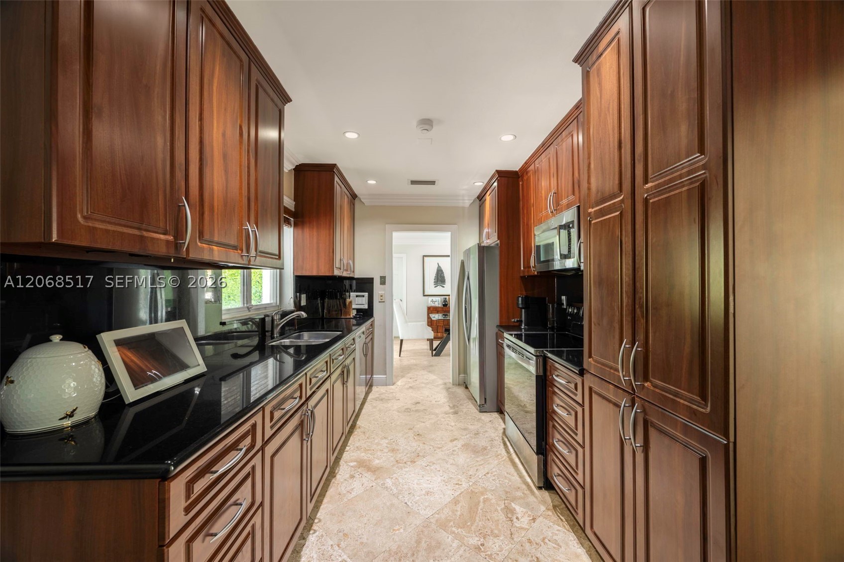 1121 Hardee Rd #1121, Coral Gables FL 33146