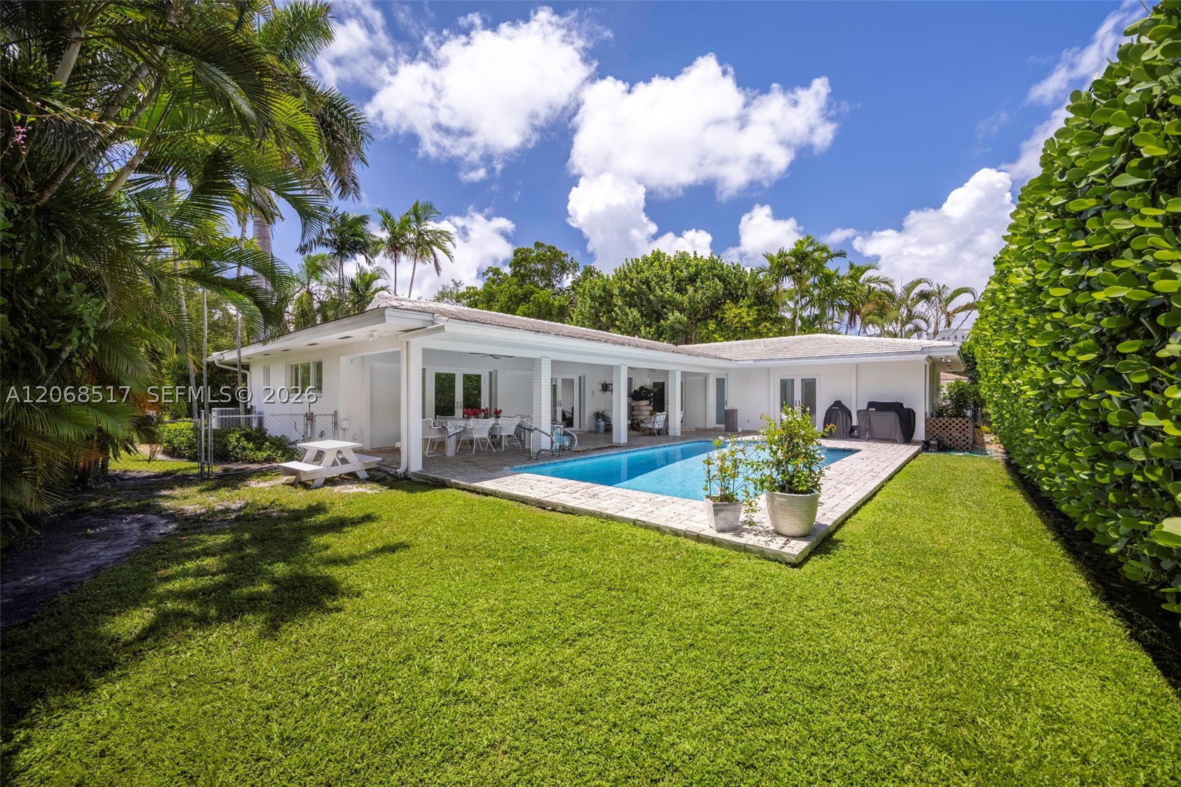 1121 Hardee Rd #1121, Coral Gables FL 33146