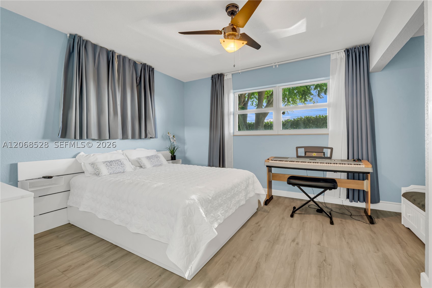 4275 SW 87th Ave, Miami FL 33165