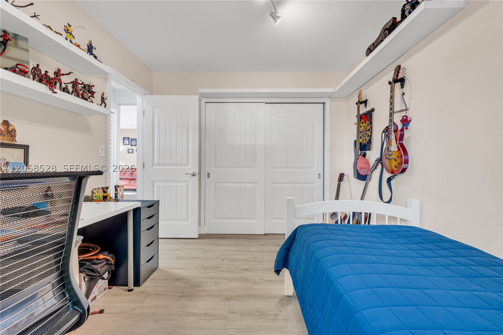 4275 SW 87th Ave, Miami FL 33165