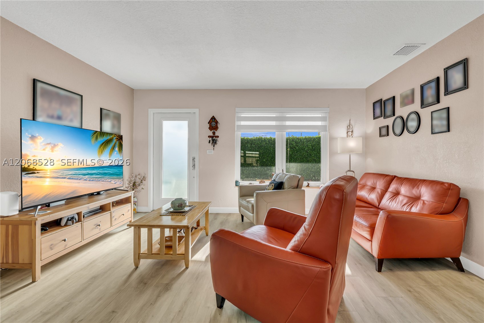 4275 SW 87th Ave, Miami FL 33165
