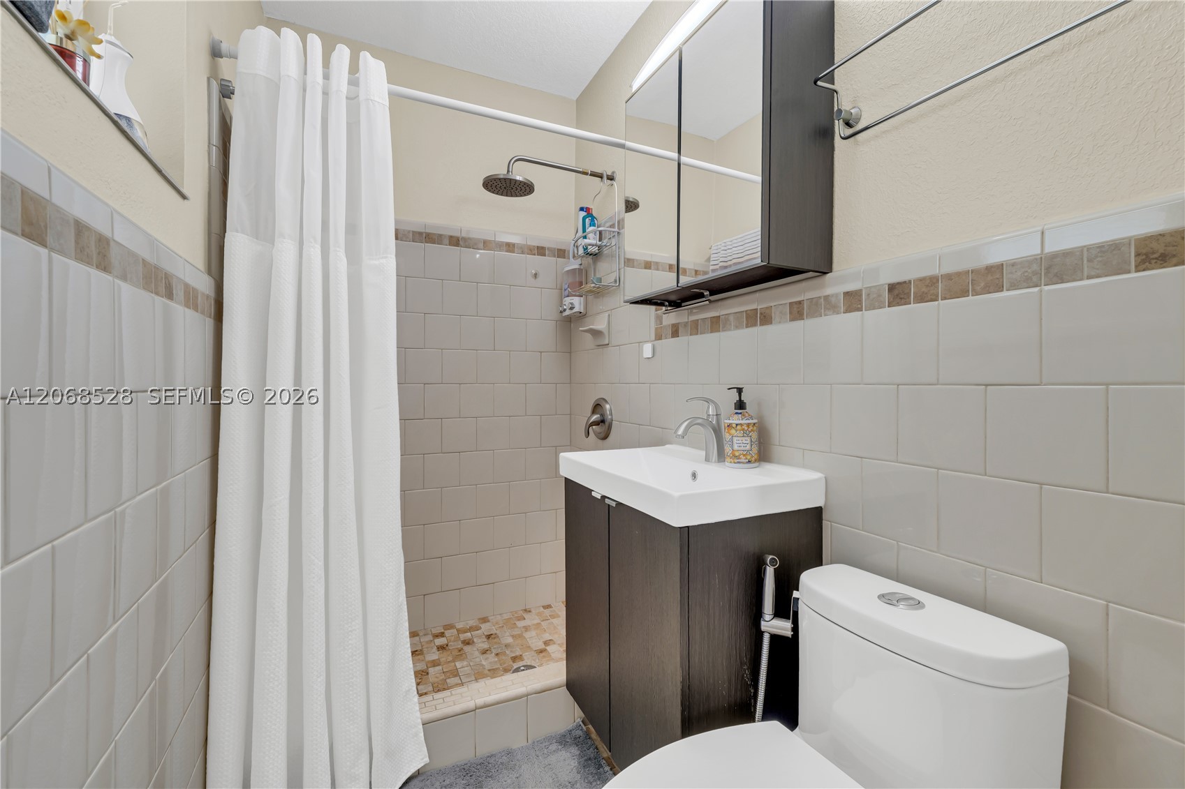 4275 SW 87th Ave, Miami FL 33165