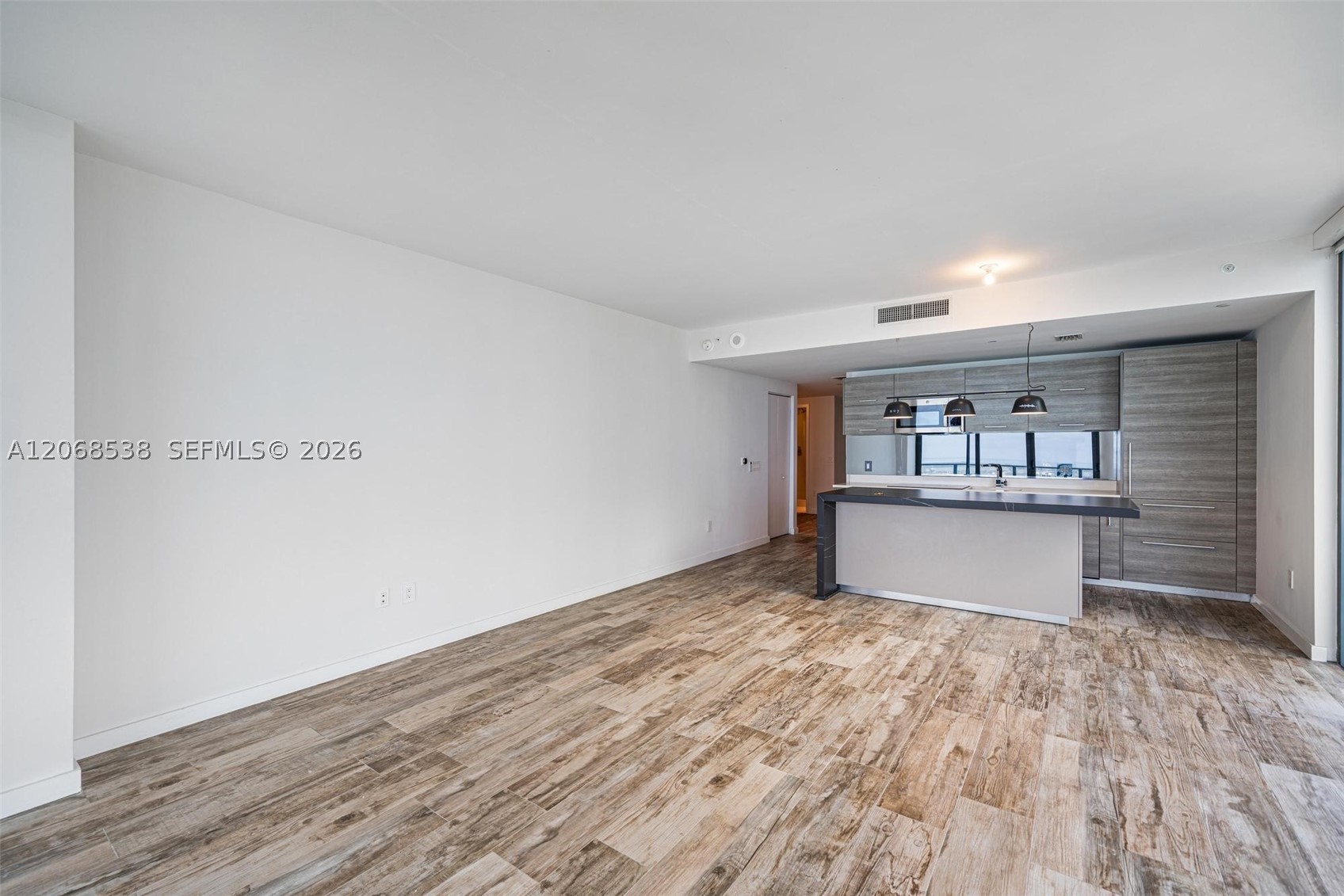 650 NE 32nd St #4407, Miami FL 33137