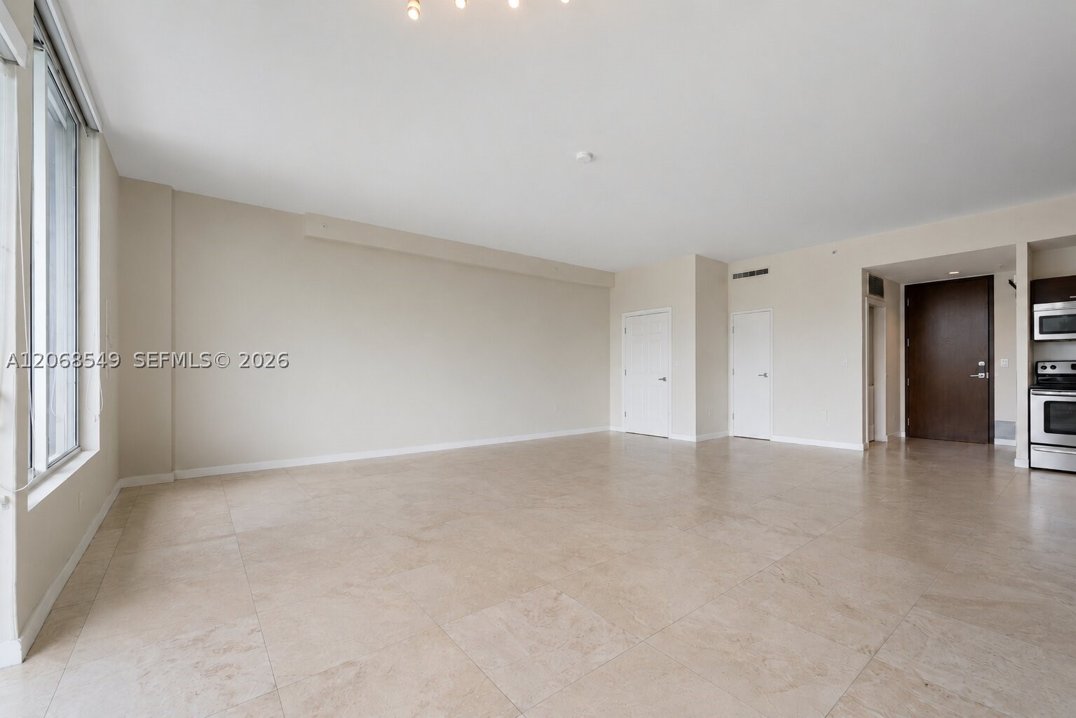 3250 Grand Ave #406, Miami FL 33133