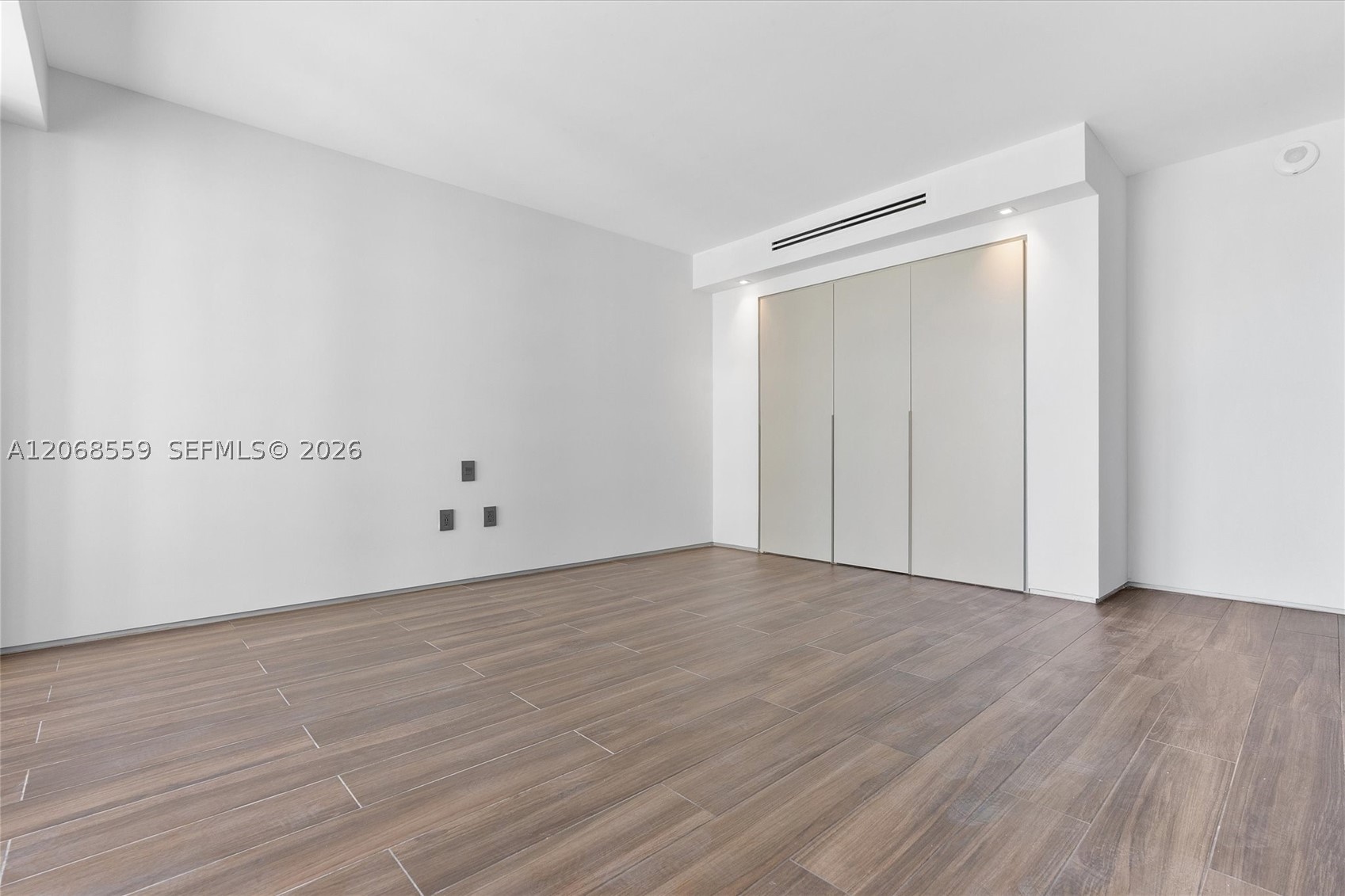 10155 Collins Ave #902, Bal Harbour FL 33154