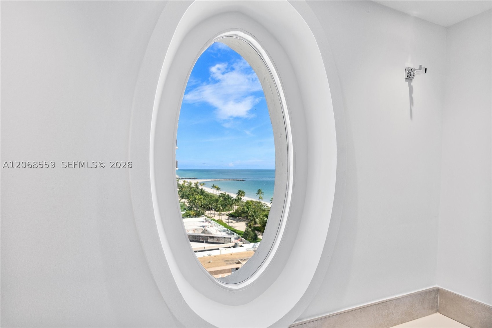 10155 Collins Ave #902, Bal Harbour FL 33154