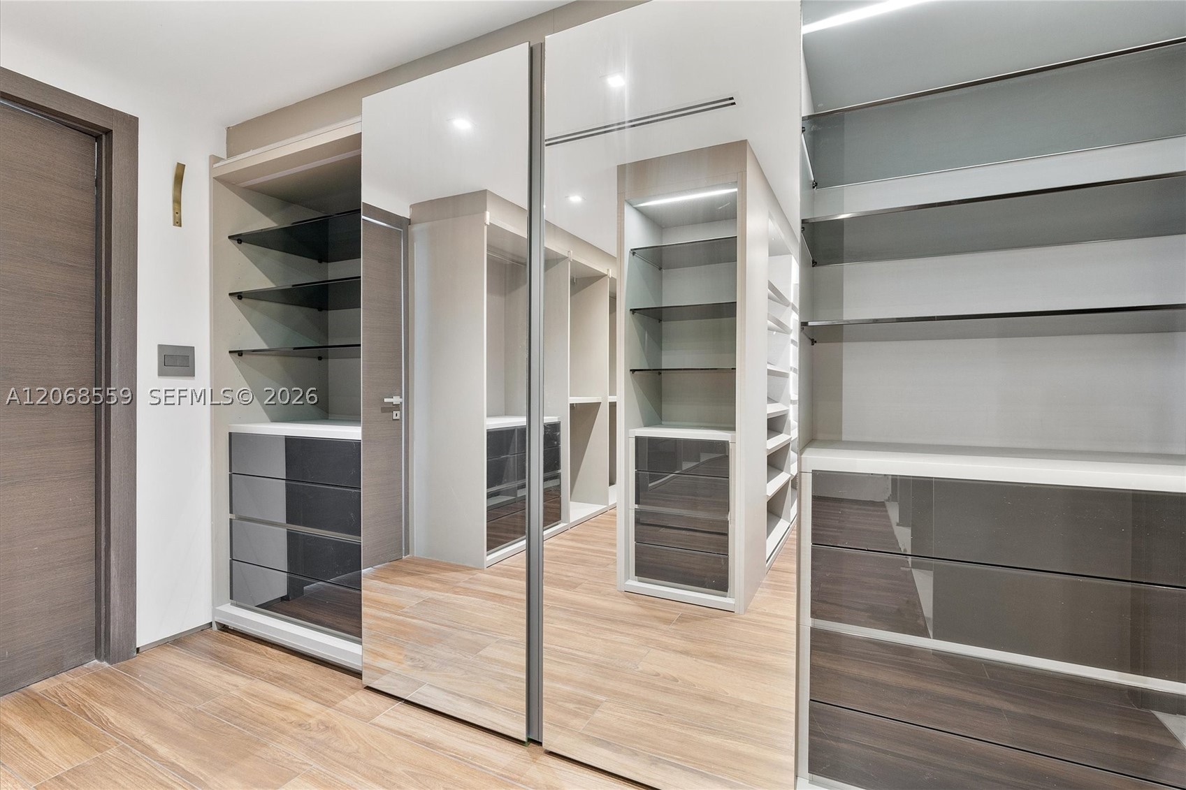 10155 Collins Ave #902, Bal Harbour FL 33154