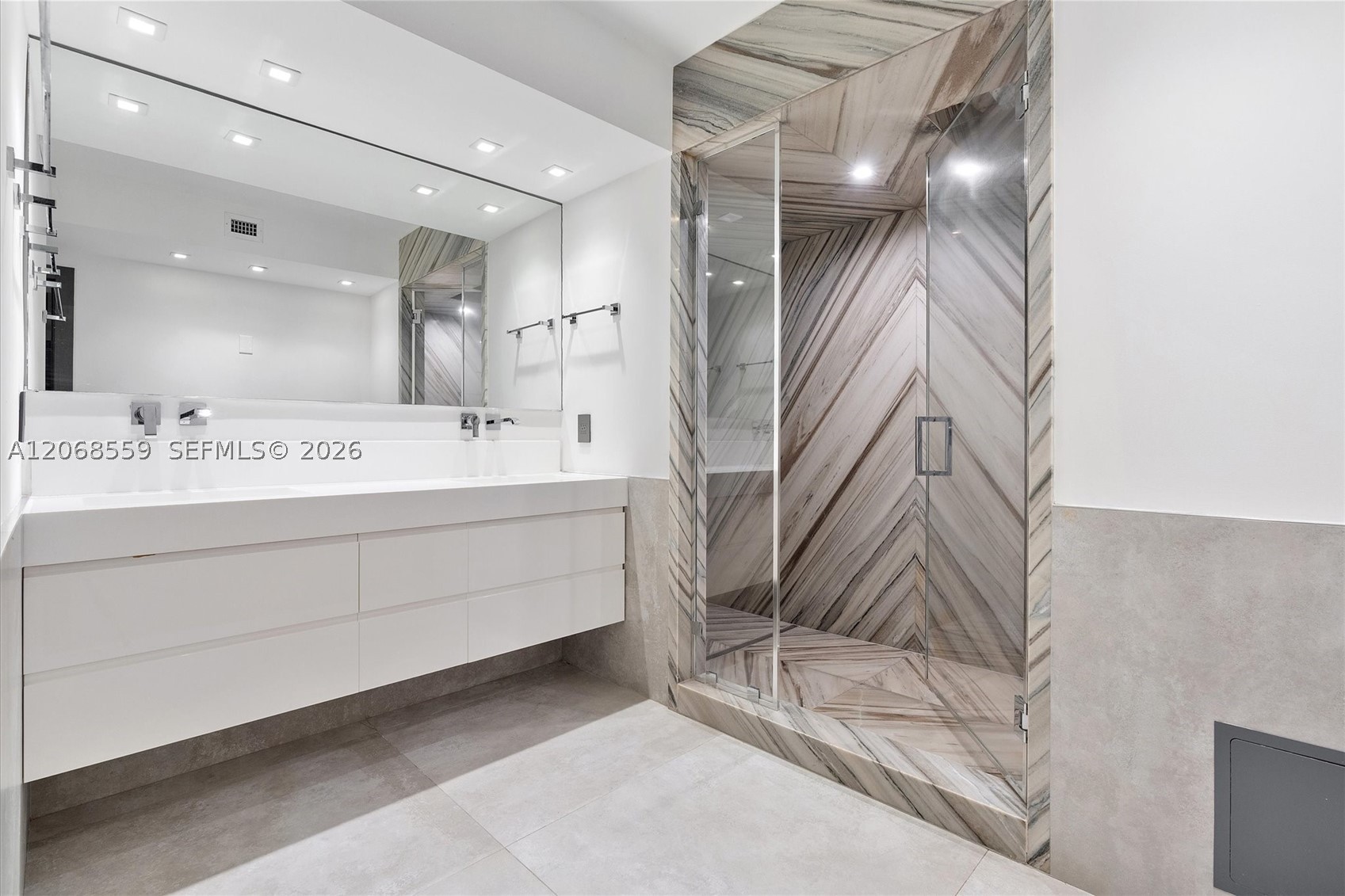 10155 Collins Ave #902, Bal Harbour FL 33154