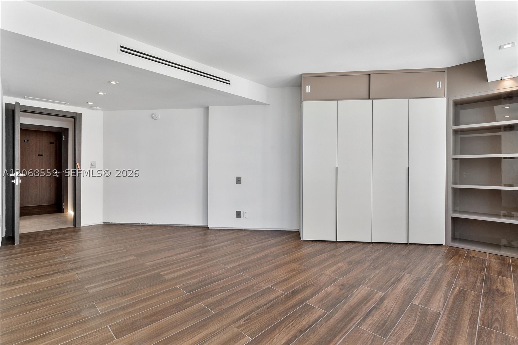 10155 Collins Ave #902, Bal Harbour FL 33154