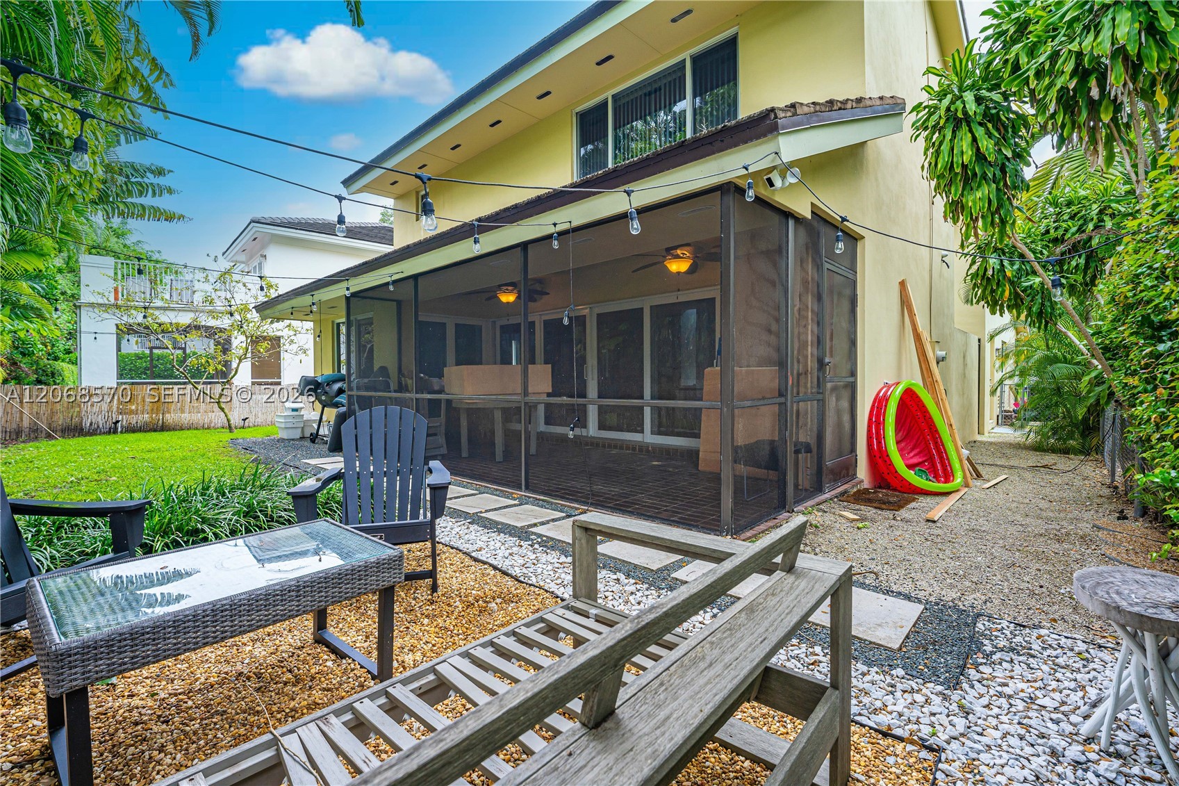 6865 Veronese St, Coral Gables FL 33146