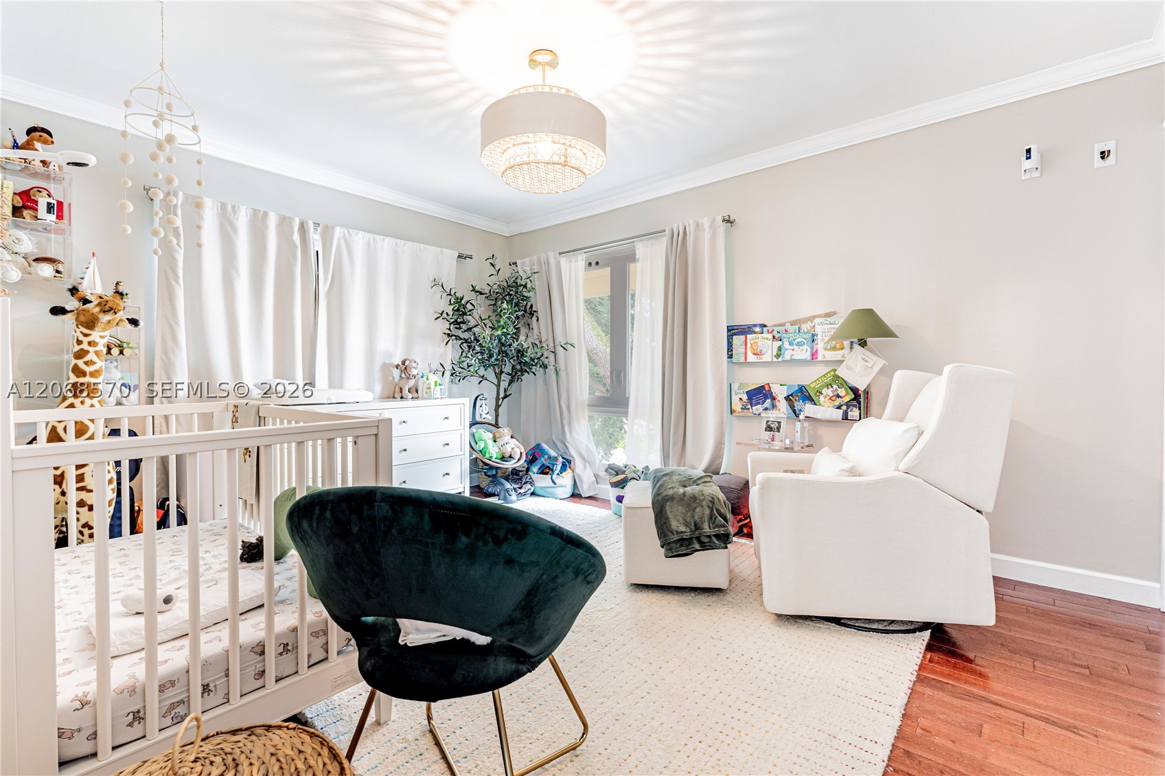 6865 Veronese St, Coral Gables FL 33146