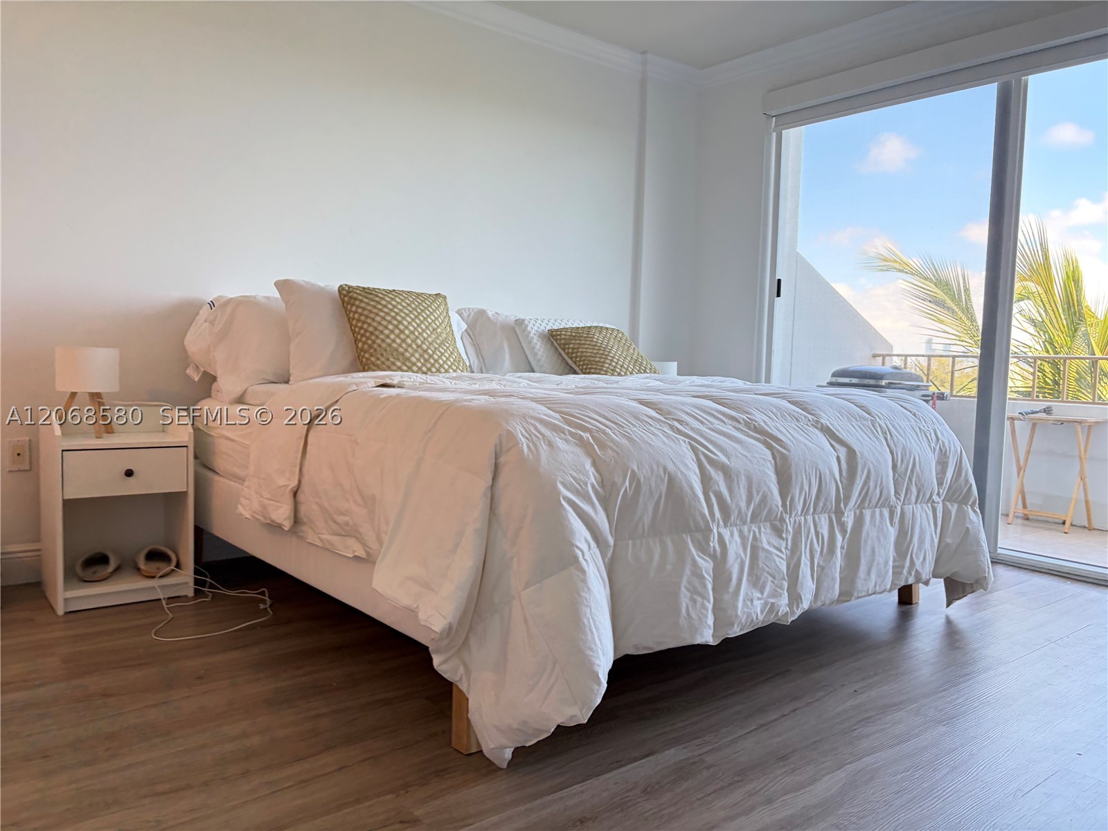155 Ocean Lane Dr #702, Key Biscayne FL 33149