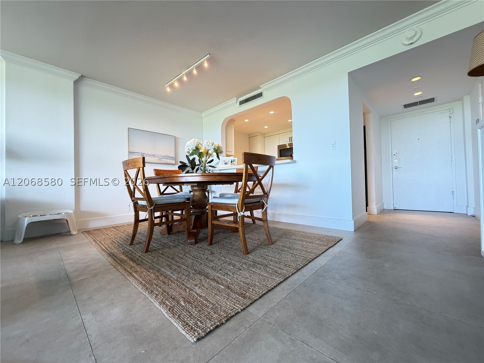 155 Ocean Lane Dr #702, Key Biscayne FL 33149