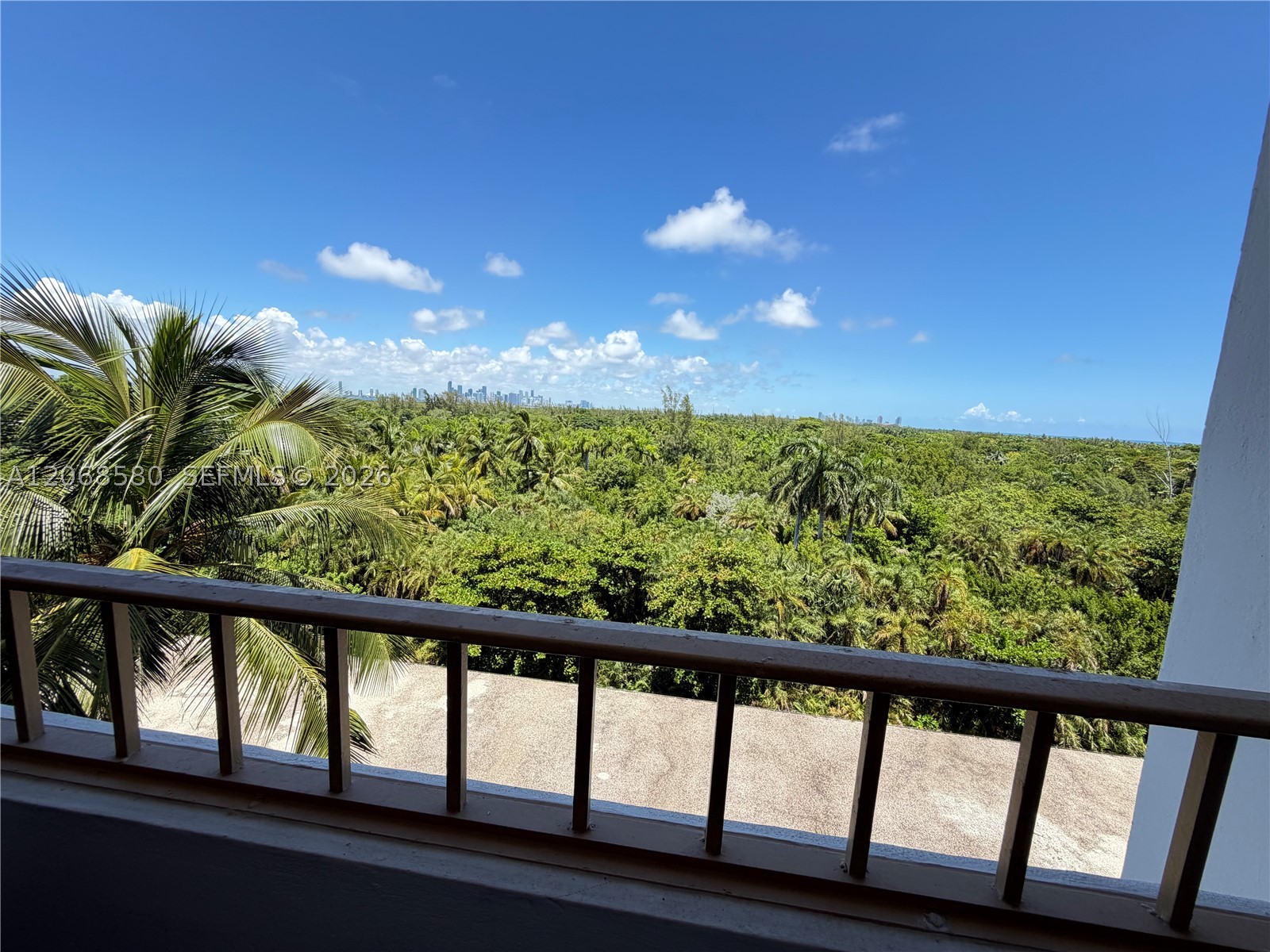 155 Ocean Lane Dr #702, Key Biscayne FL 33149